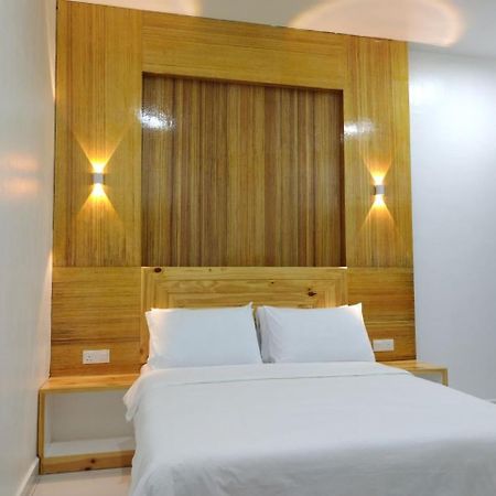 Motel Funduq Al Busyra Pantai Cenang  Exterior foto
